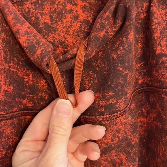 Lululemon Wunder Train High Rise Tight 28” in Denim Wash Print Autumn Red Black - Picture 4 of 6